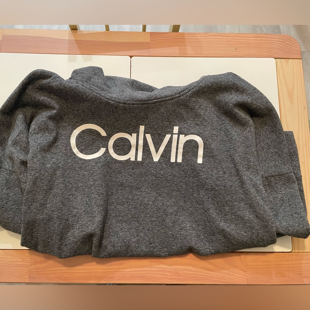 Calvin Klein Sweatshirt